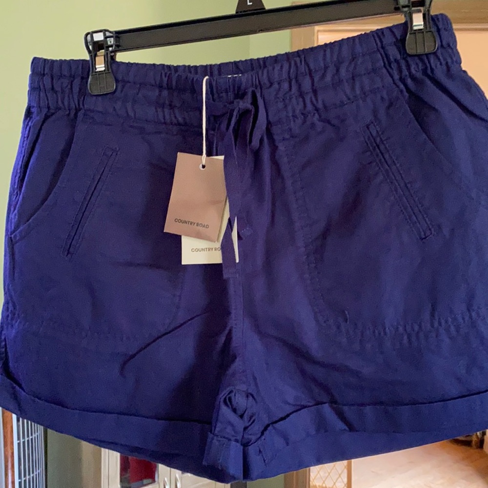 Country Road Organically grown Linen Shorts. NWT